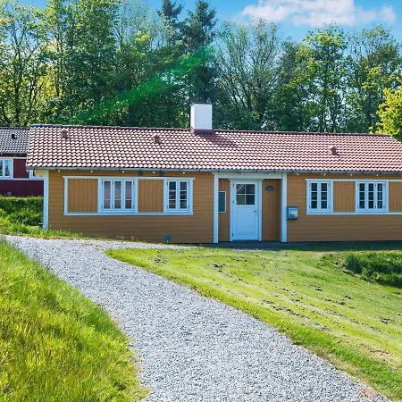 Three-bedroom In Aabenraa 6 *