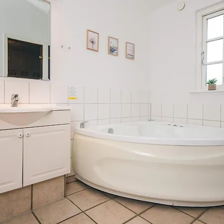 8 Person In Aabenraa-by Traum * Løjt Kirkeby
