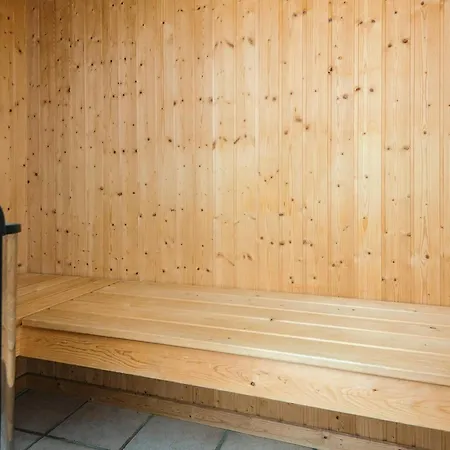 8 Person In Aabenraa-by Traum Ferienhaus *